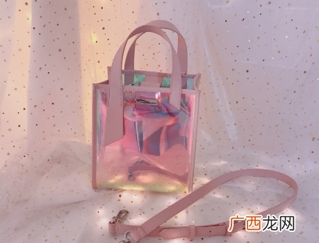 小ck镭射系列卖多少钱 小ck镭射包有几个颜色