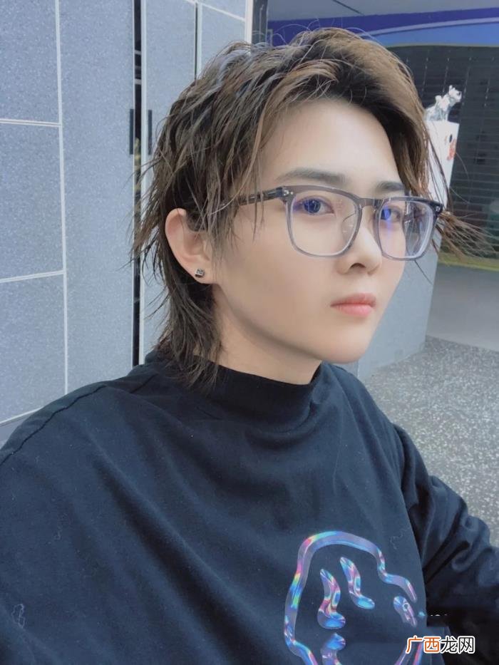 男孩长发发型，男生长头发有哪些好看的发型
