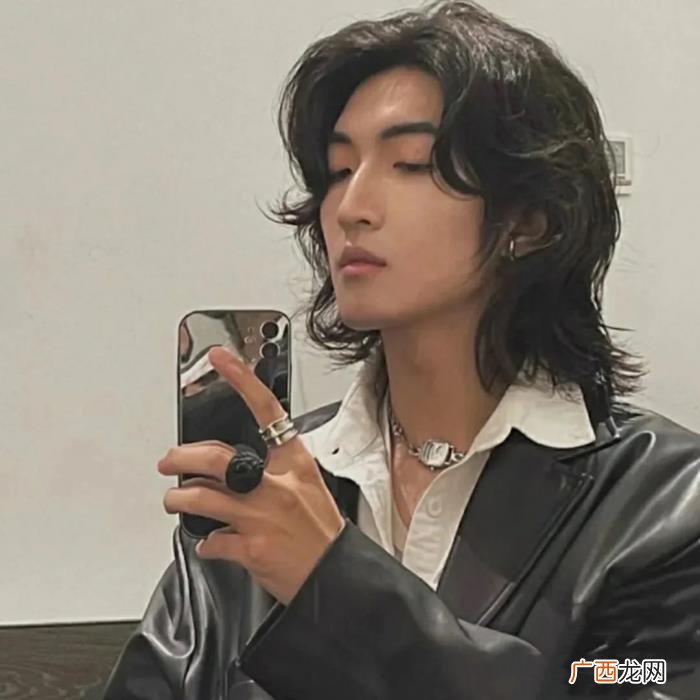 男孩长发发型，男生长头发有哪些好看的发型