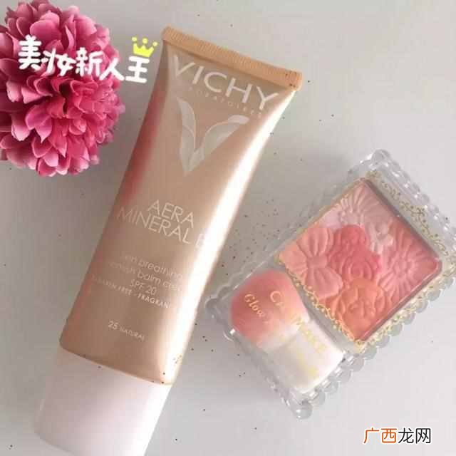 油性皮肤用什么化妆品补水效果比较好（女油性