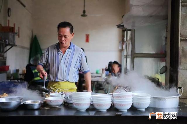 一个女人做什么小生意比较好,单身女人做什么生意