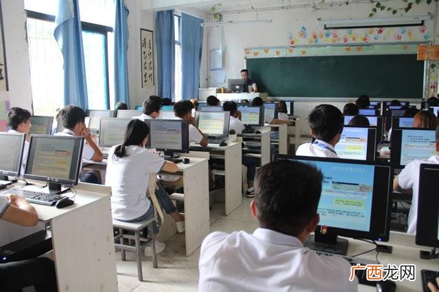 初中毕业学电子商务难吗 没有基础学电子商务难吗