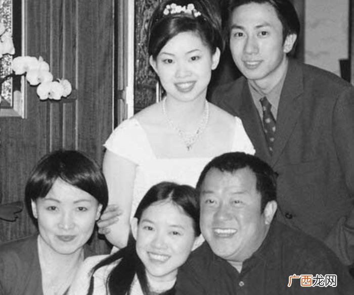 48岁曾宝仪未婚未育 曾宝仪结婚了么