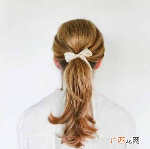 夏季扎什么样子的马尾好看 马尾怎么扎好看