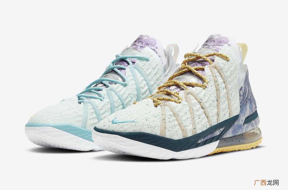 Nike LeBron 18 “Reflections Flip”谍照