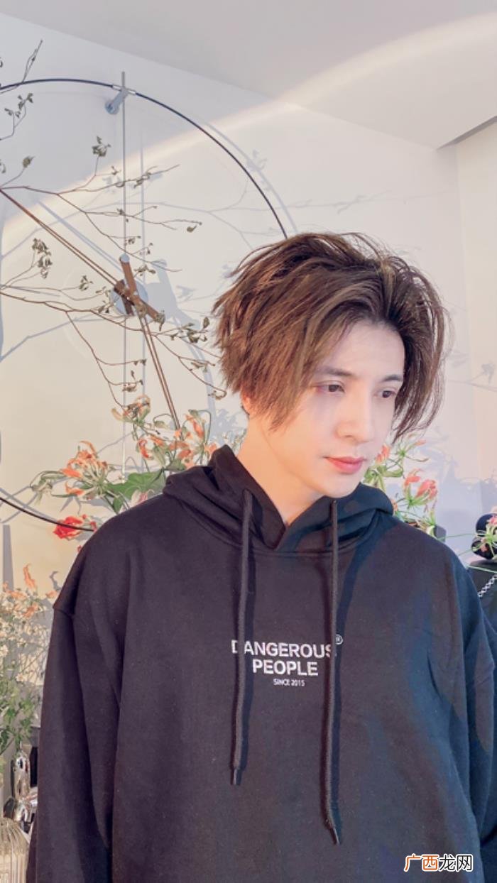 李宇春拿过什么奖,薛之谦李宇春纷纷喜获华语金曲奖