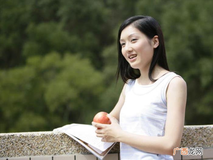 男人喜欢的女人有哪些类型，男人最爱的往往是这种女人