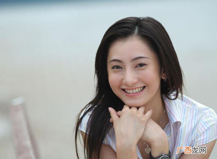 男人喜欢的女人有哪些类型，男人最爱的往往是这种女人
