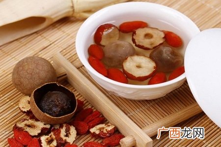 血瘀体质的人要以活血化瘀为主