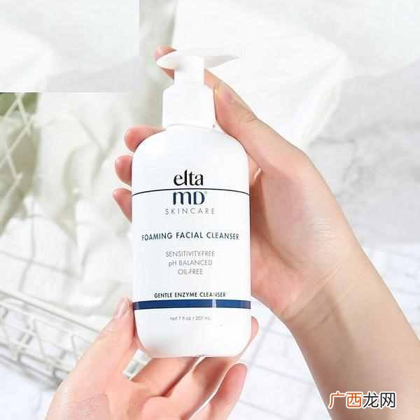 长痘痘用什么洗面奶好？适合油皮痘肌的洗面奶