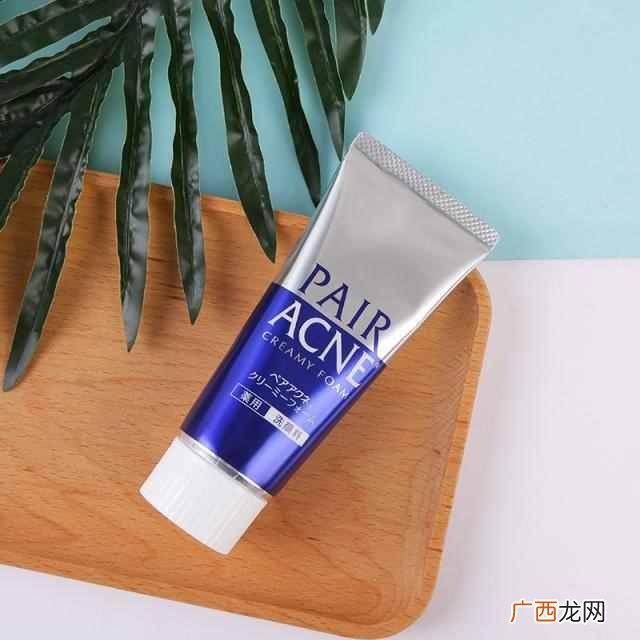 长痘痘用什么洗面奶好？适合油皮痘肌的洗面奶