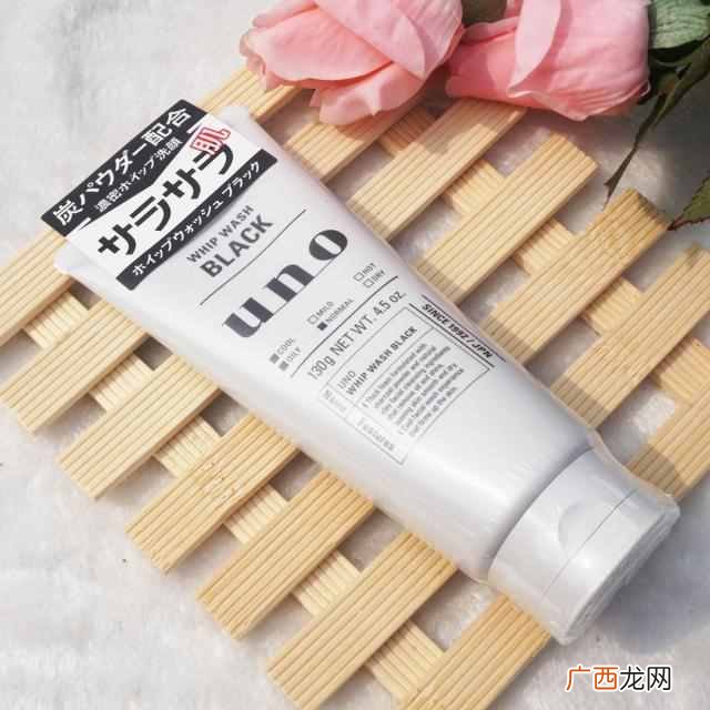 长痘痘用什么洗面奶好？适合油皮痘肌的洗面奶