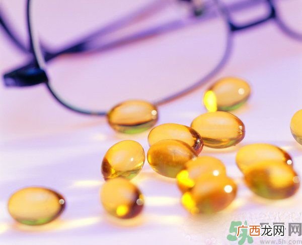 手脱皮怎么办？手脱皮是怎么回事？