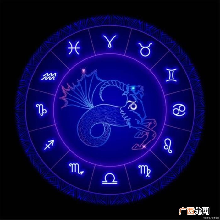 如何让摩羯座对你着迷,十二星座对你心动的表现之摩羯座