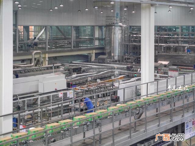 550毫升的水是多少斤 矿泉水一箱多少瓶农夫