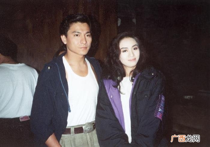 刘德华有几位女友，拼命工作的刘德华对初恋女友许下5年之约