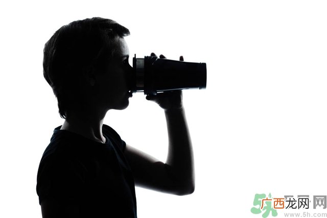 喝温开水可以减肥吗？喝温开水有什么好处？
