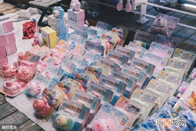 几千块钱的创业小项目,农村地摊10大快消品