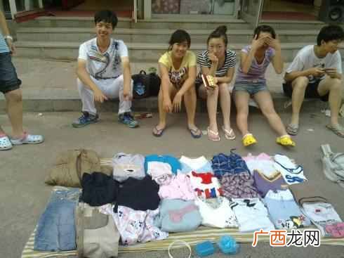 摆地摊什么东西好卖又赚钱?最适合摆地摊的商