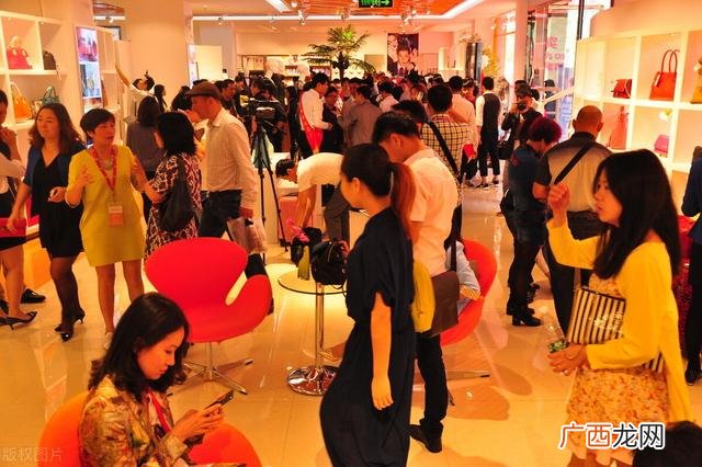 2020开什么实体店比较赚钱 现在开啥店比较好挣钱