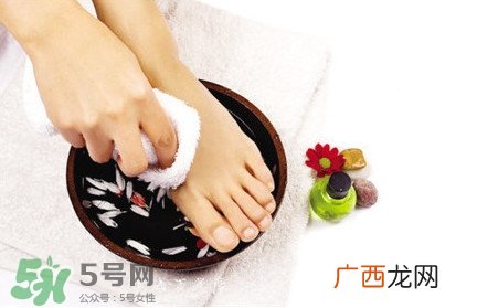 艾叶泡脚有什么禁忌？艾叶泡脚的禁忌