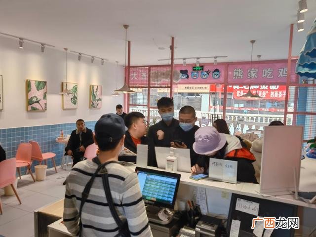 知名奶茶炸鸡排加盟店 叫了个炸鸡加盟费大概多少