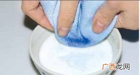 衣服上墨水清洗小技巧 衣服粘上墨水怎么洗