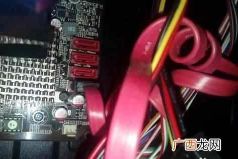 机箱风扇安装方法 电脑机箱风扇怎么装合理