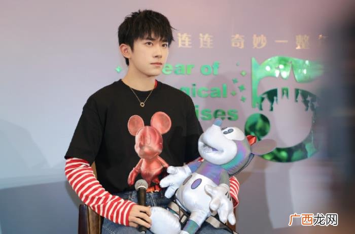 张子枫和易烊千玺是什么关系，易烊千玺和张子枫两人