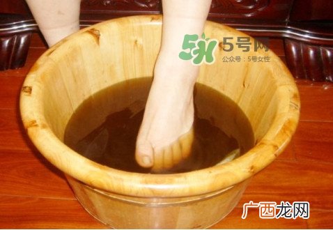 生姜泡脚怎么弄？生姜泡脚要去皮吗