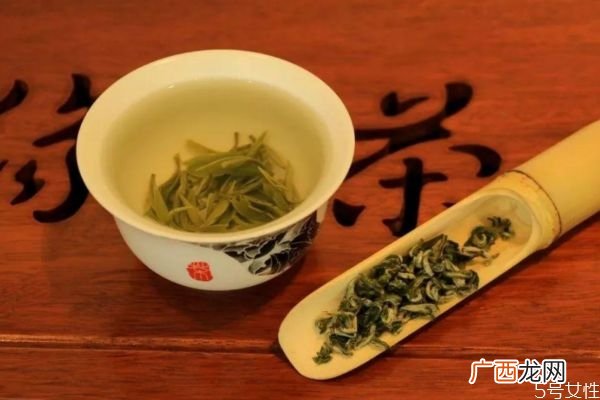 喝茶后多久吃药比较好吃药应该在喝茶后多久
