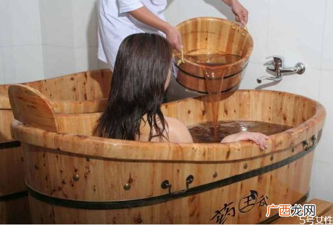 中药泡澡有什么好处药浴的注意事项