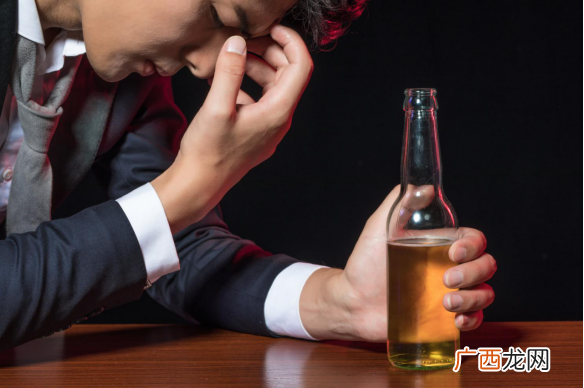 经常应酬喝酒伤肝试试来点水飞蓟怎么样