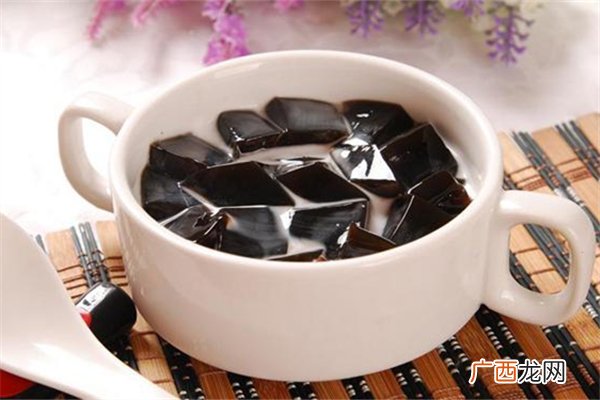 龟苓膏真的用乌龟做的吗古法龟苓膏的做法