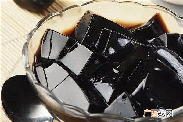 龟苓膏真的用乌龟做的吗古法龟苓膏的做法