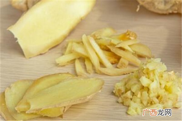 生姜泡脚的正确泡法生姜泡脚有哪些好处