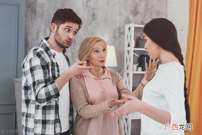 男人处理婆媳关系十条，男人在中间到底应该怎么做