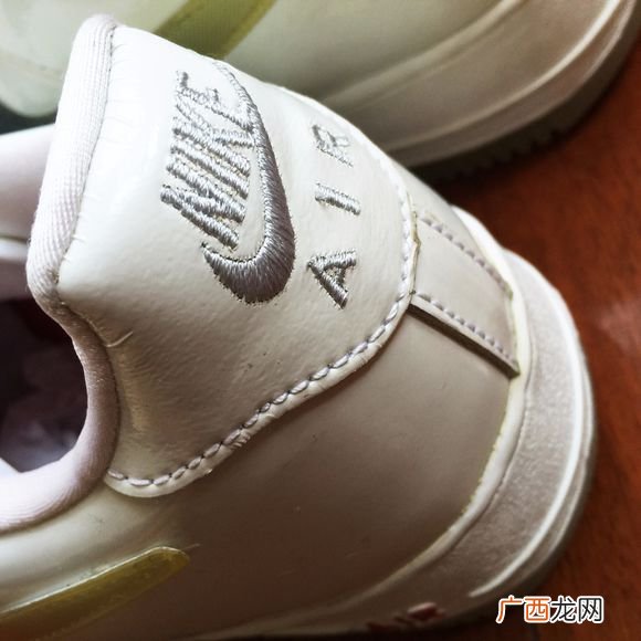 AF1台湾值得抢吗 AF1“台湾”开箱图