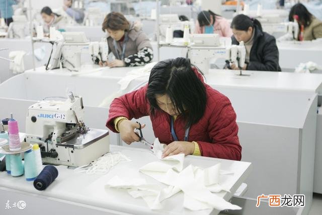 裤子外发加工送货上门,大量服装外贸订单急需加工厂