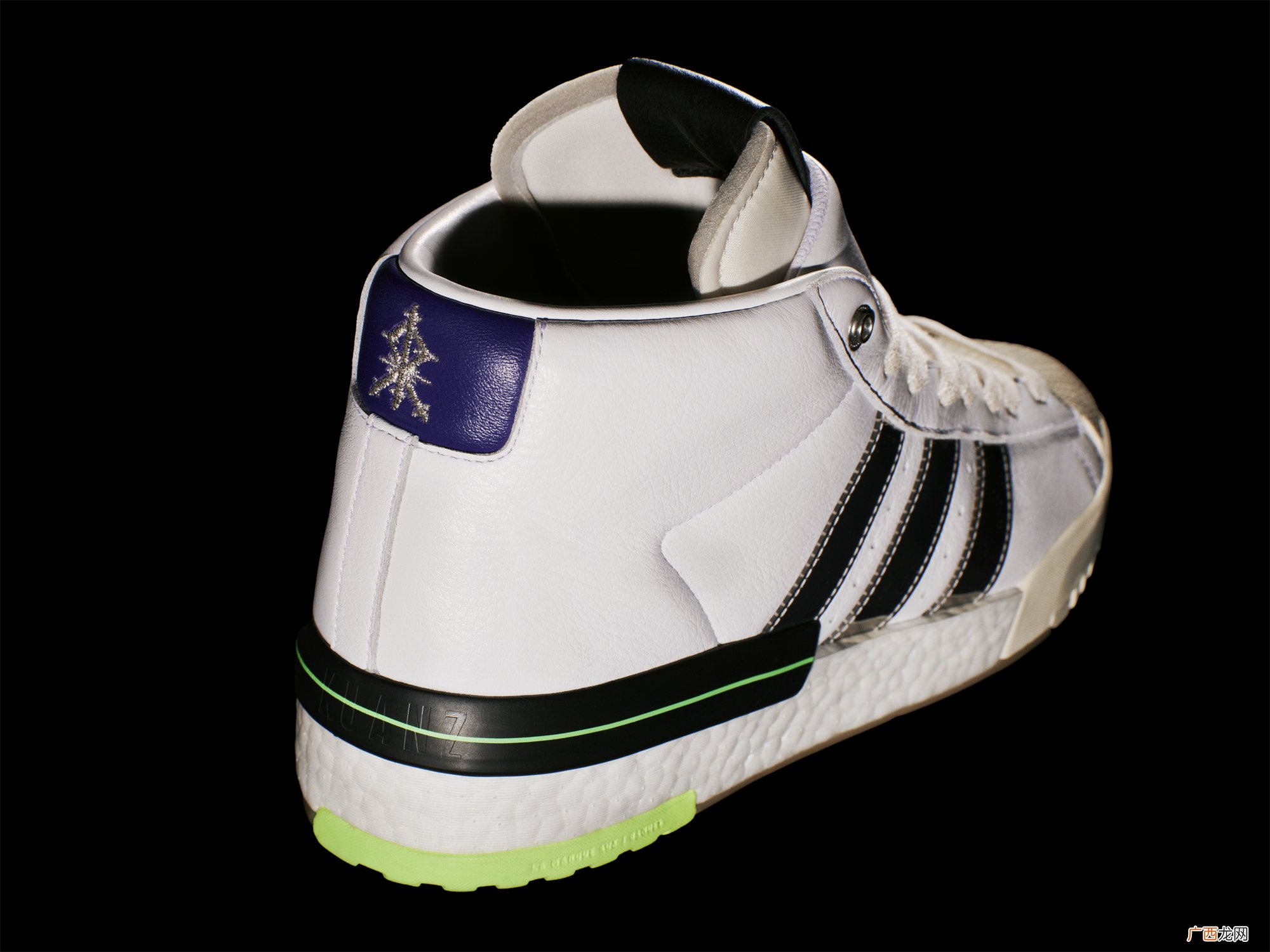 adidas Originals 和 SANKUANZ 携手带来全新系列