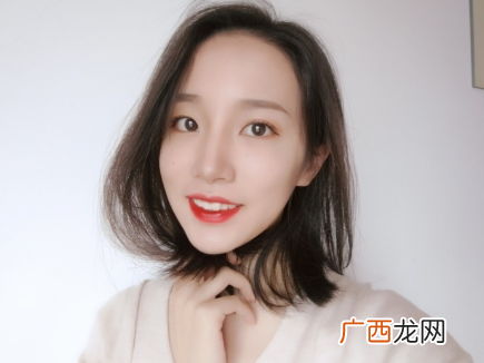 完美日记粉底液使用测评及价格多少钱