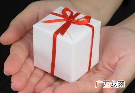 2018春节过年走亲戚送什么礼物比较好