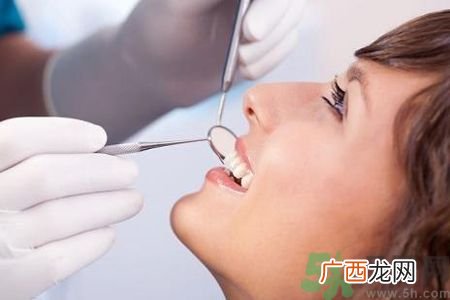 牙齿发黄怎么变白?牙齿发黄变白小窍门
