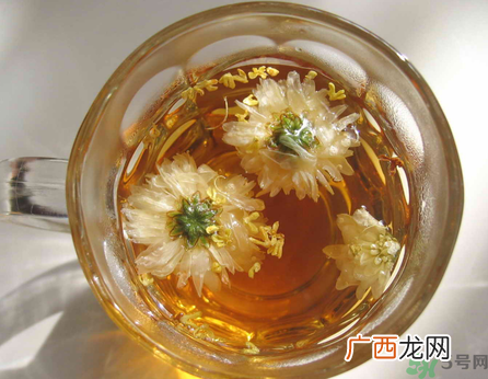 罗汉果可以和菊花一起泡水喝吗？罗汉果菊花茶的做法及营养价值