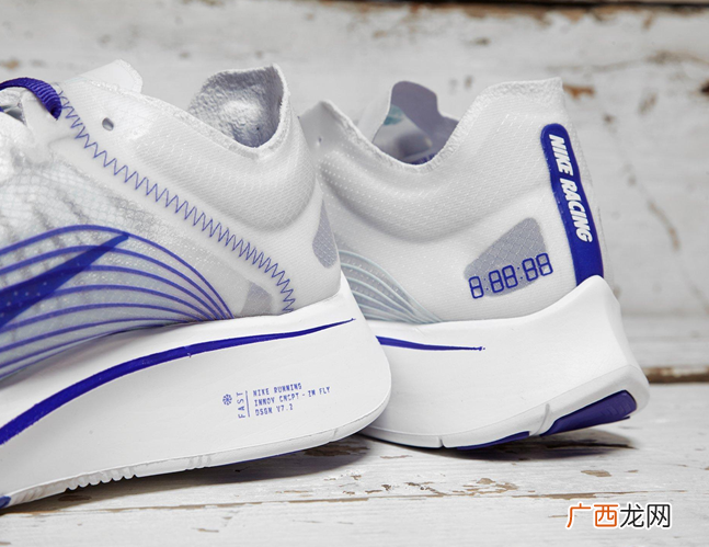 耐克Zoom Fly SP女生专属紫色版好看吗
