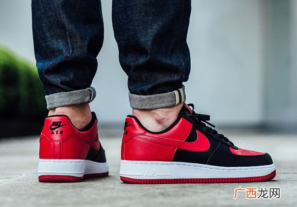 Nike AF1新款低帮纯白新年配色欣赏