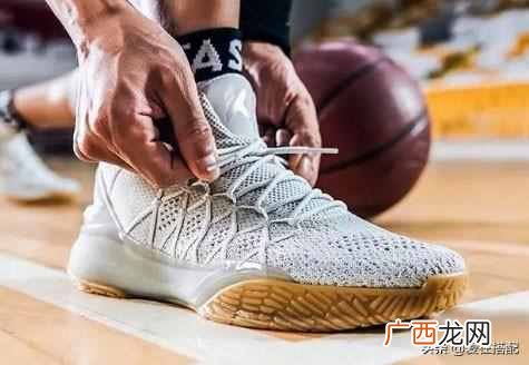 篮球鞋什么牌子好，2018十大性价比篮球鞋推荐