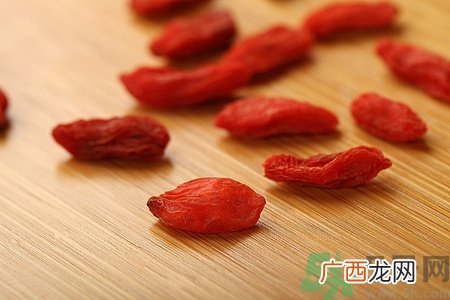 女人肝火旺怎么回事?女人肝火旺怎么调理?