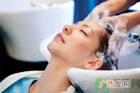 掉头发和洗发水有关系吗?掉头发用什么洗发水好?