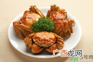 大闸蟹放冰箱死了还能吃吗？大闸蟹放冰箱冰冻死了还能吃吗？